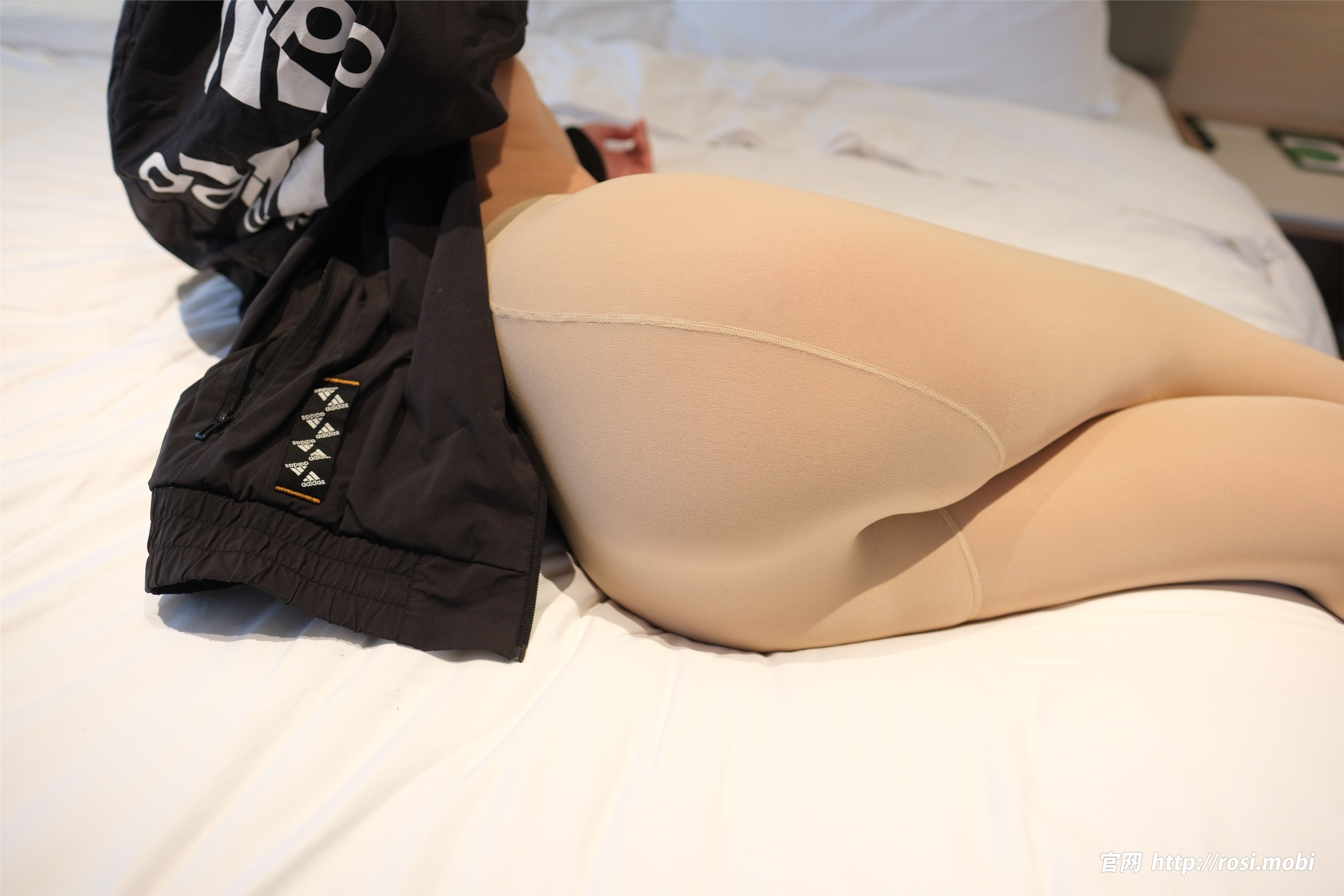 ROSI写真 2025.02.25 NO.4831